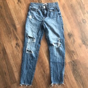 High Rise Stretch Mom Jean